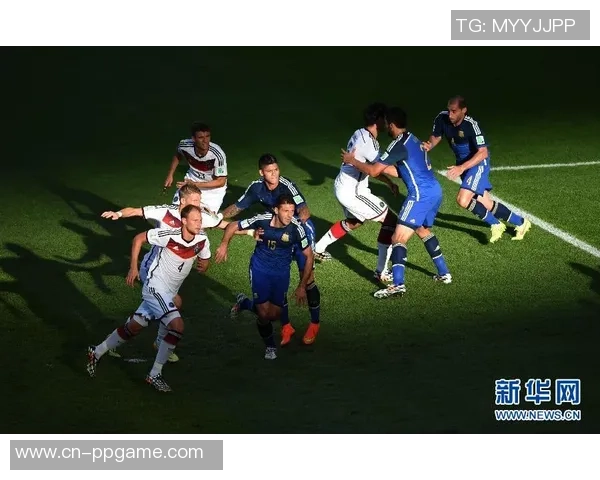 迪马拉足球:探索足球的魅力与激情,连接梦想与现实的绿茵之路 迪马拉足球:探索足球的魅力与激情,连接梦想与现实的绿茵之路